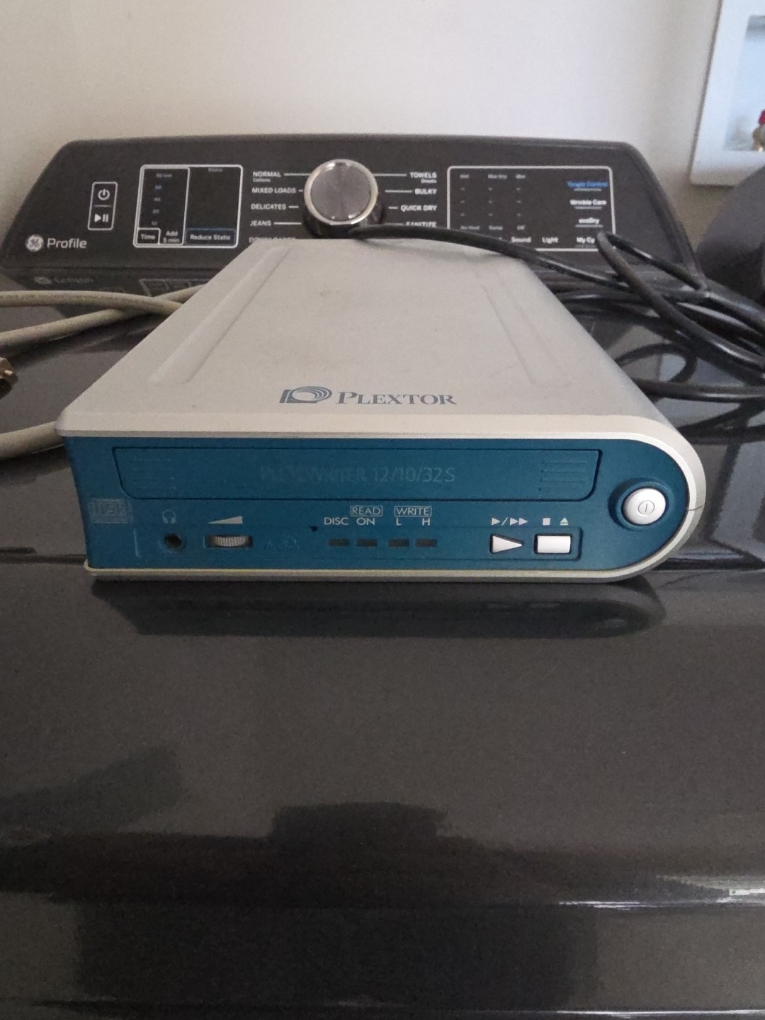 Vintage PLEXTOR CD-RW PX-W124TSE SCSI-2 Drive - Tested & Working!