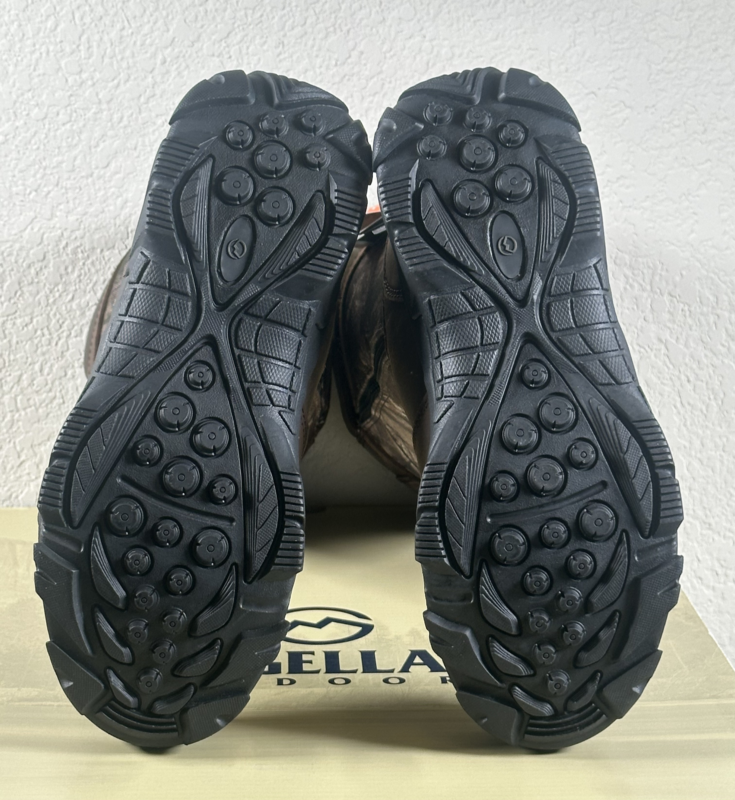 Magellan Outdoors Youth Snake Shield Armor 3.0 Realtree Edge APX