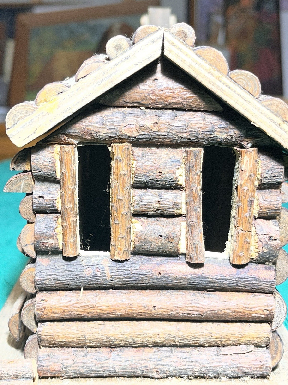 Vintage Log Cabin Wooden Birdhouse TV Lamp - SHIPS FREE