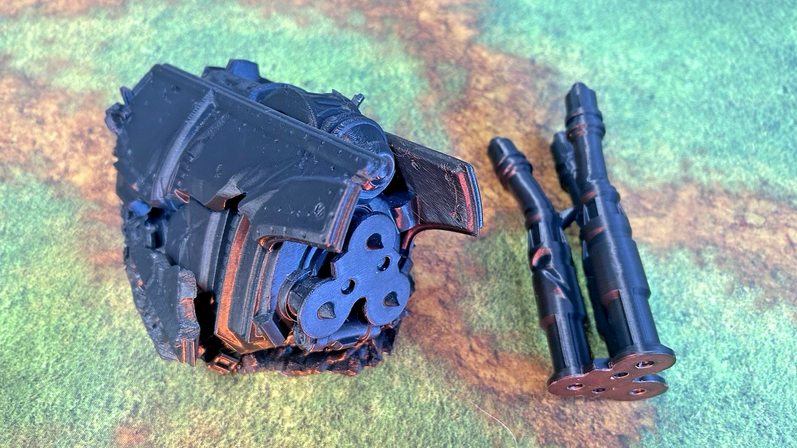 Tabletop Terrain - Fallen Titan - Perfect for Warhammer 40K/Kill Team: 7 pcs