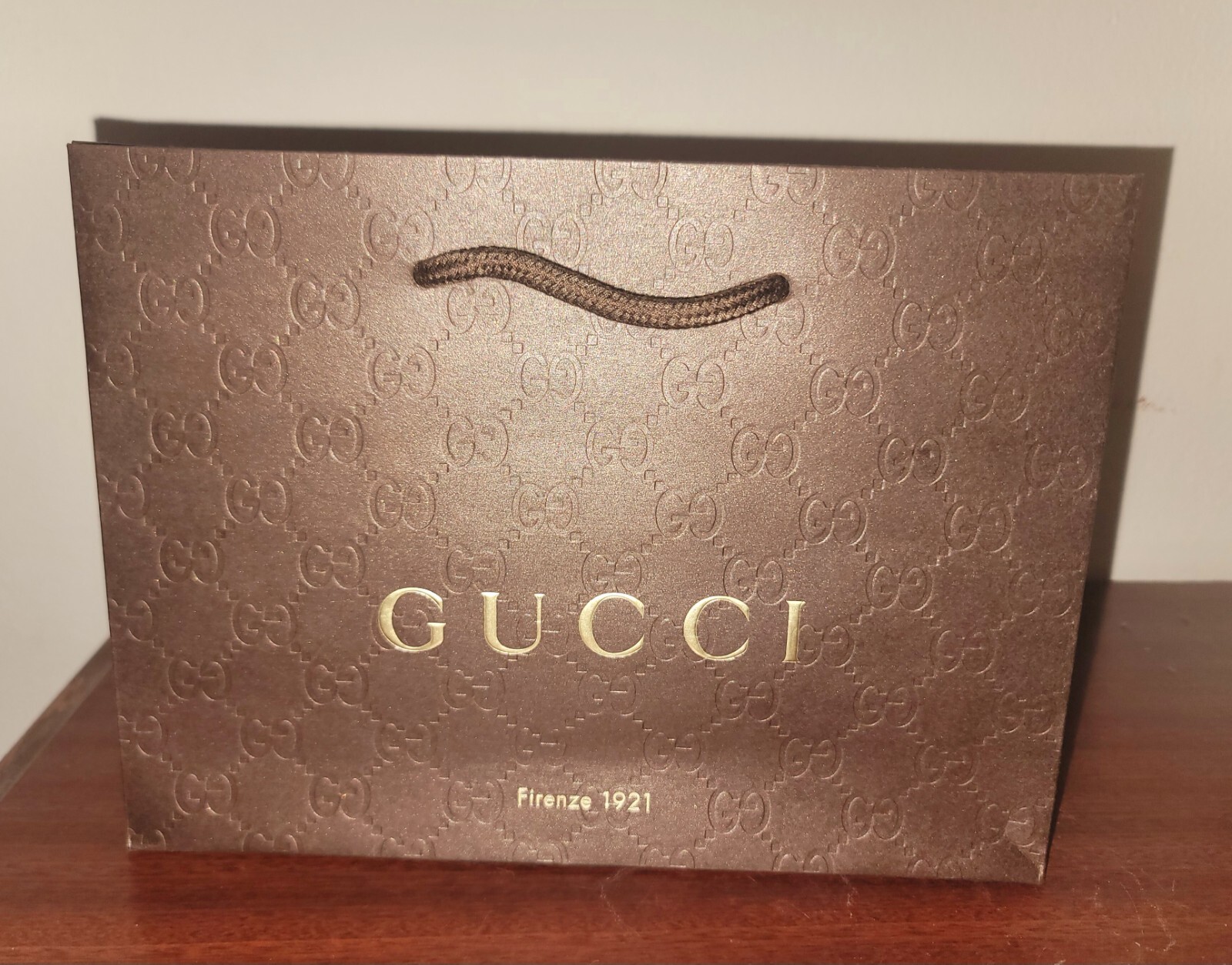 GUCCI Shopping Gift Bag Firenze 1921 Paper - Brand New Wrapped 9x6.7x2.5