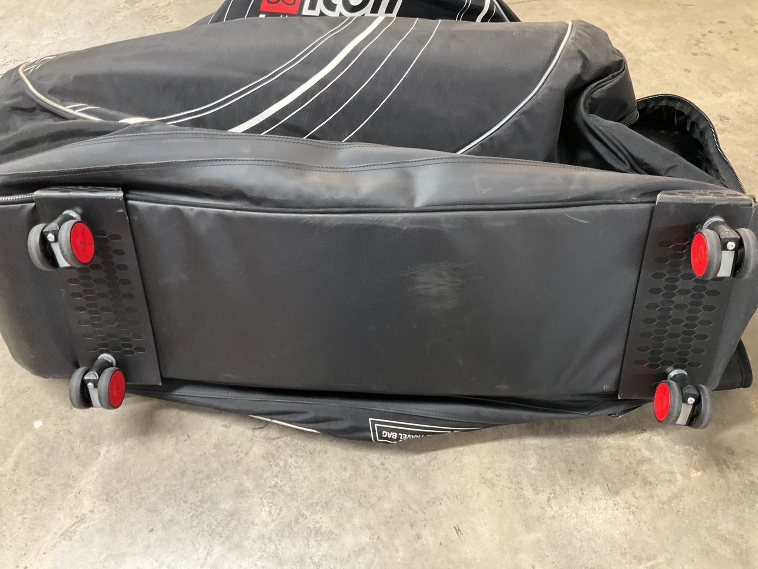 Sci-Con AeroComfort 3.0 TSA Triathlon Accessories Travel Bike Bag - Black...