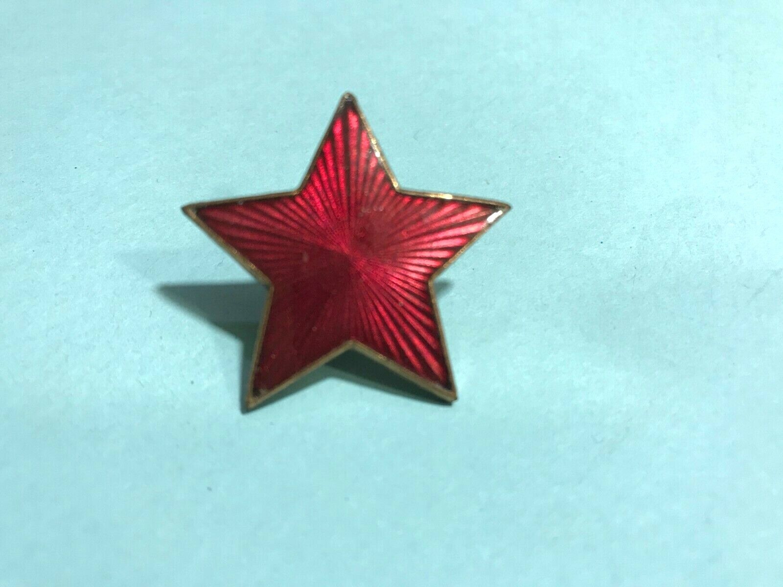 ALBANIAN COMMUNIST RED STAR MILITARY HAT PIN