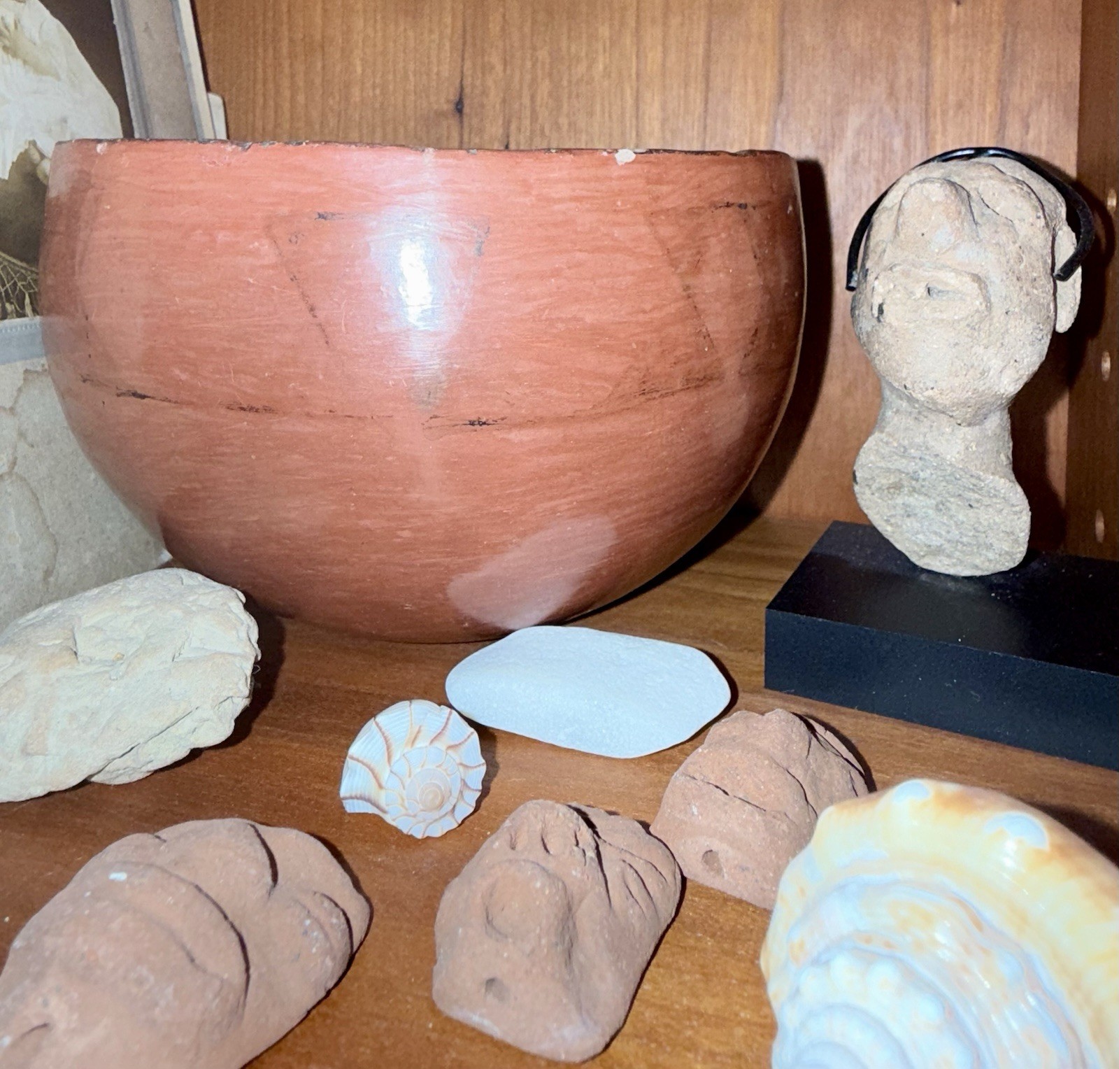 Ancient Pre Columbian Pottery Ceremonial Round Base Bowl Circa 800-1500AD