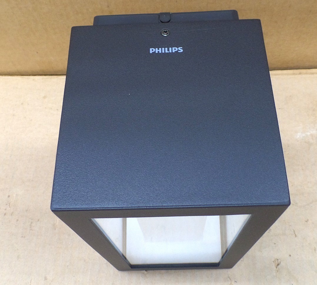 PHILIPS HUE 1745930V7 IMPRESS BLACK WHITE & COLOR LED WALL LIGHT LANTERN SCONCE