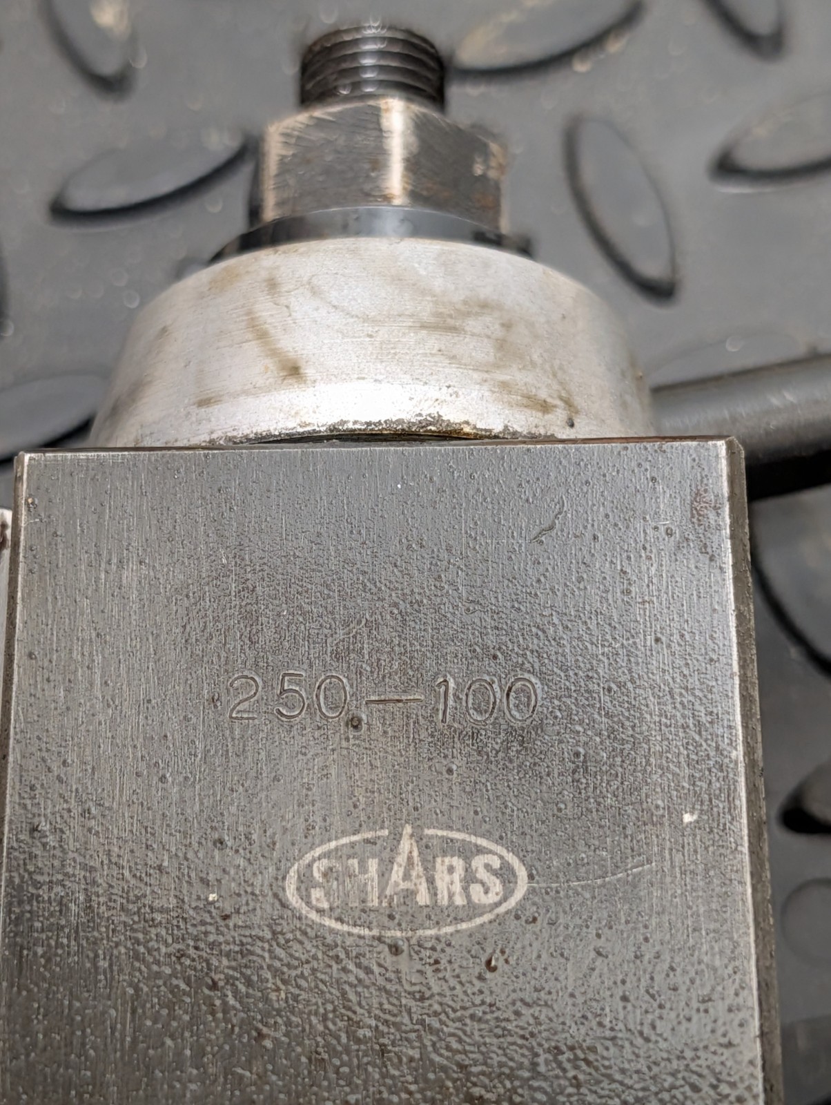 Genuine Shars 6 - 12" CNC AXA Piston Quick Change Tool Post 250-100