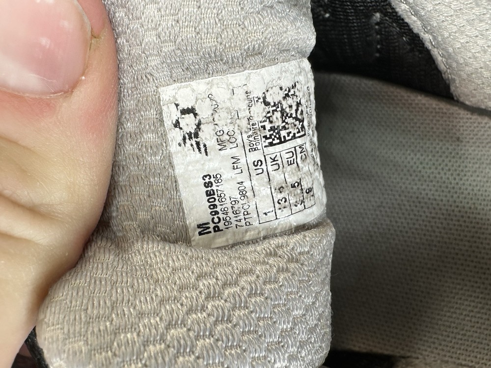 New Balance 990v3 Black Silver Running Shoes Sneakers PC990BS3 Boys Youth Size 1