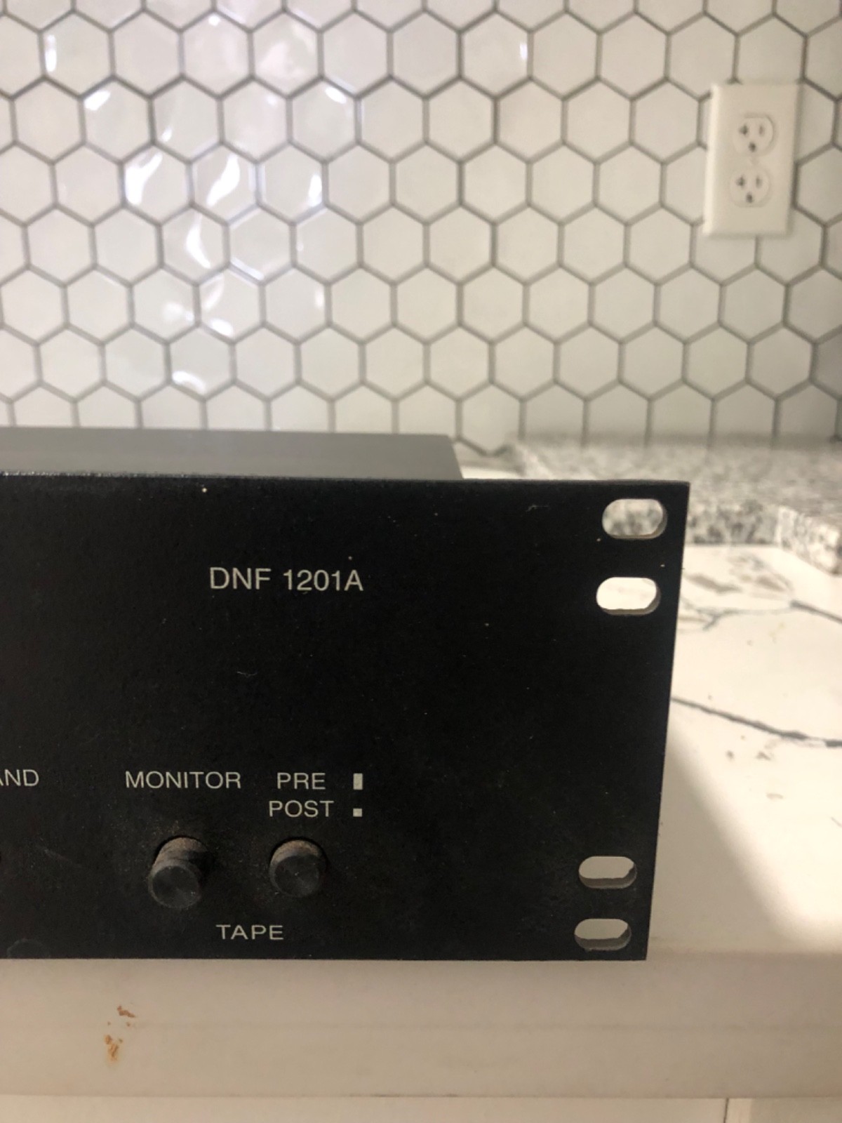 Dynamic noise filter model DNF 1201A Burwen research