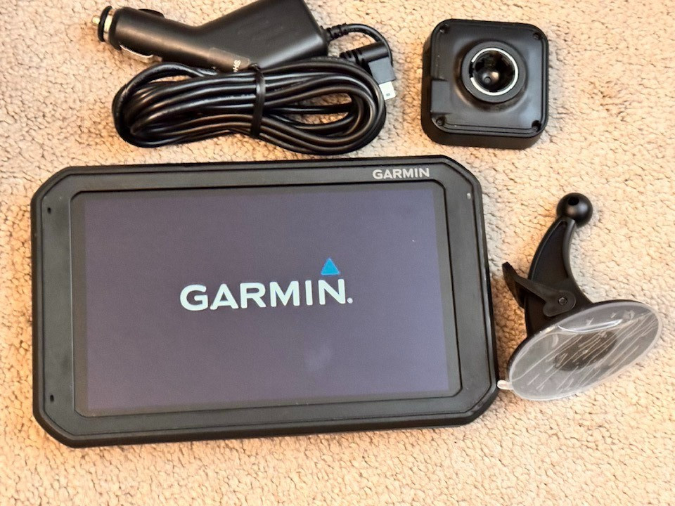 GARMIN TRUCK 7" LM GPS DASH CAM RECORDER ONBOARD MAPS UPDATED TO LATEST 2026