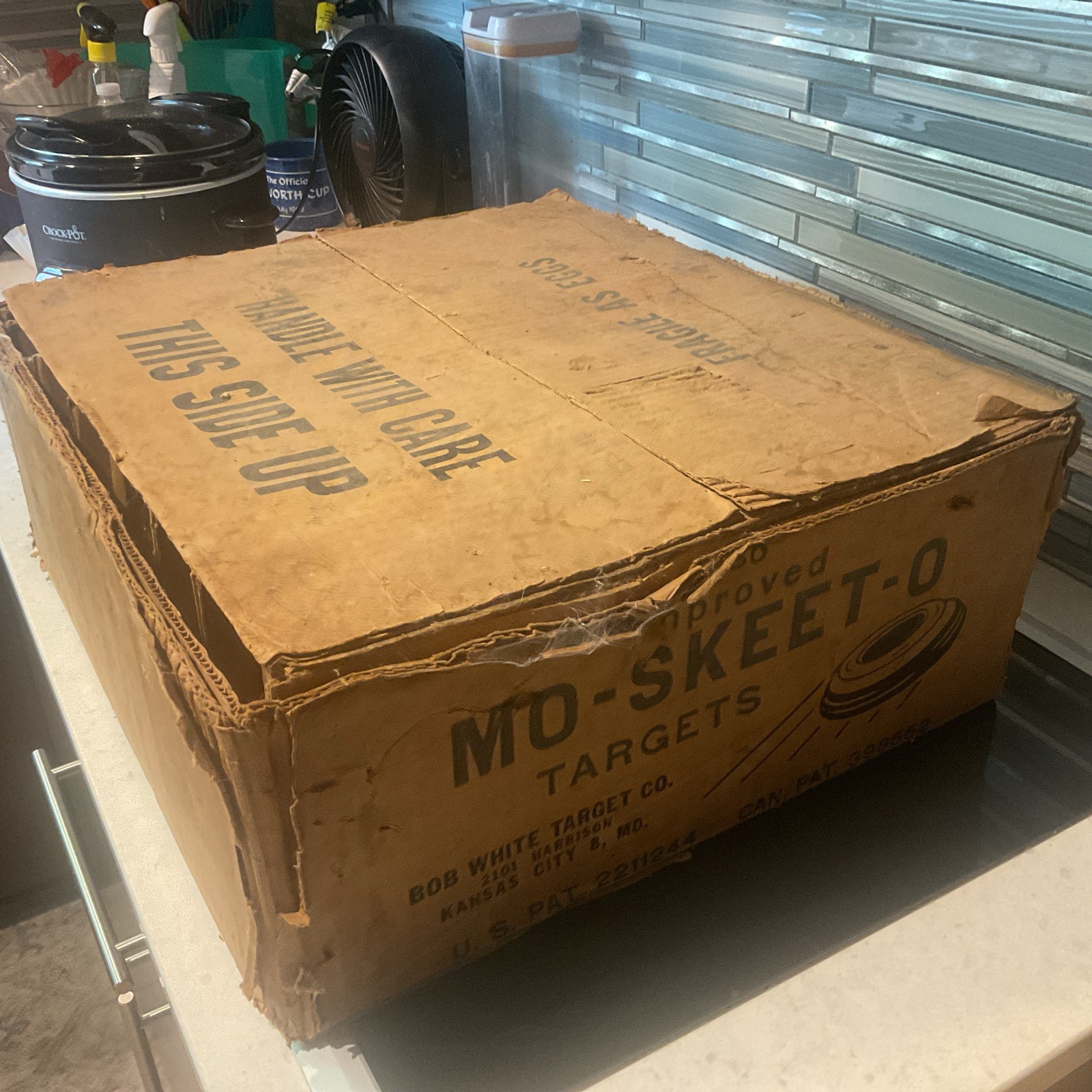 MO-SKEET-O Black Clay Pigeon Skeet tiny mini 2-3/4" Original Box Dozens Include