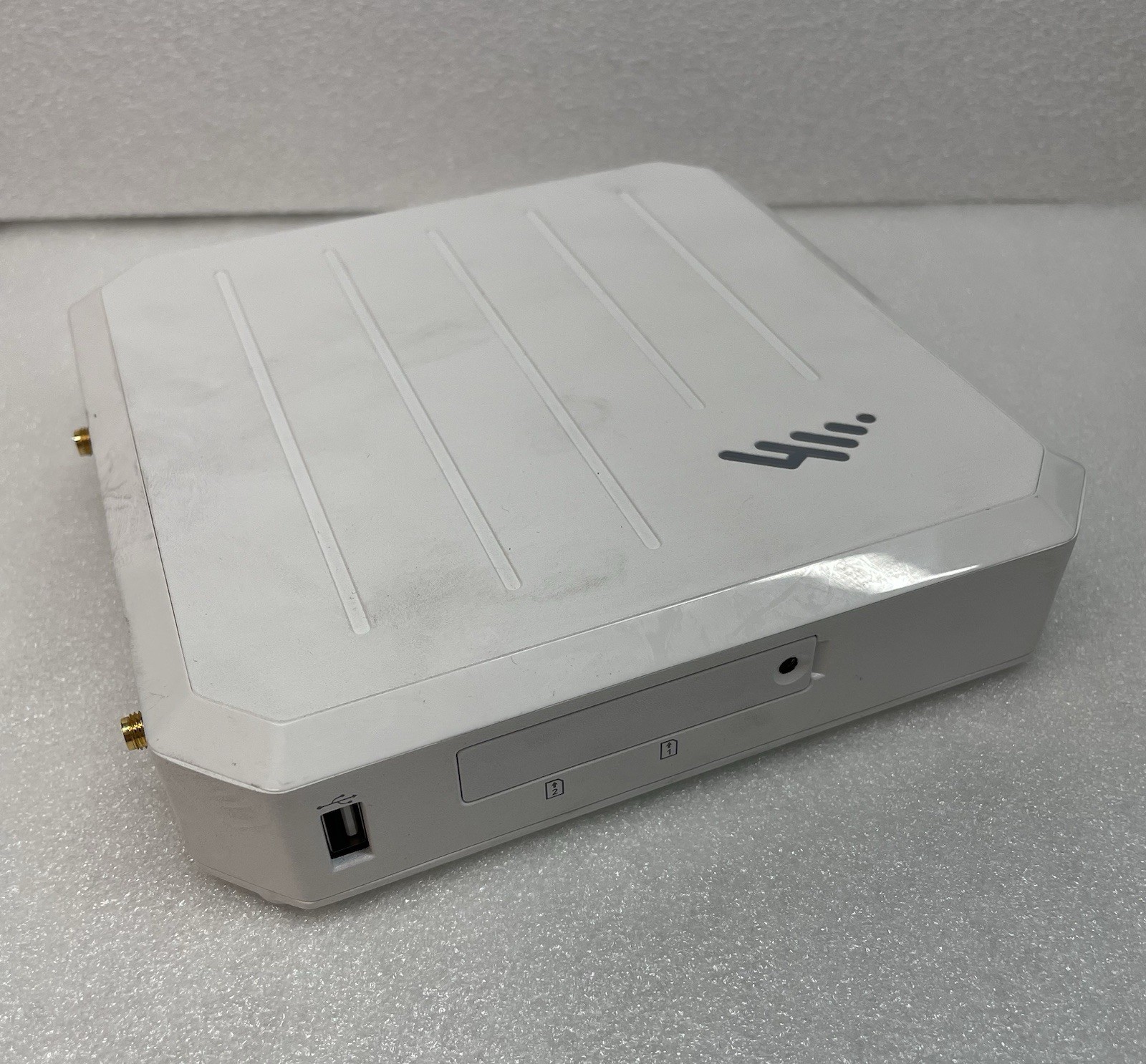 Cradlepoint W1850-5GB 5G Wideband Router S5A032A With Antennas & Adapter