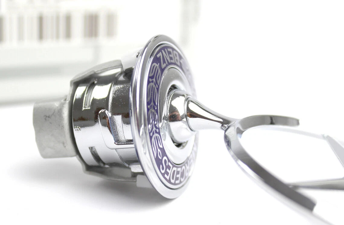 OEM MERCEDES BENZ HOOD STAR EMBLEM W210 W 124 C208 W220 W202 C E S CLK