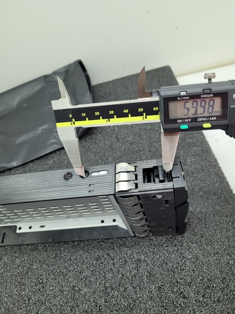 HDD LFF 3.5" Hard Drive Tray Array Caddy JBOD 0993690-03