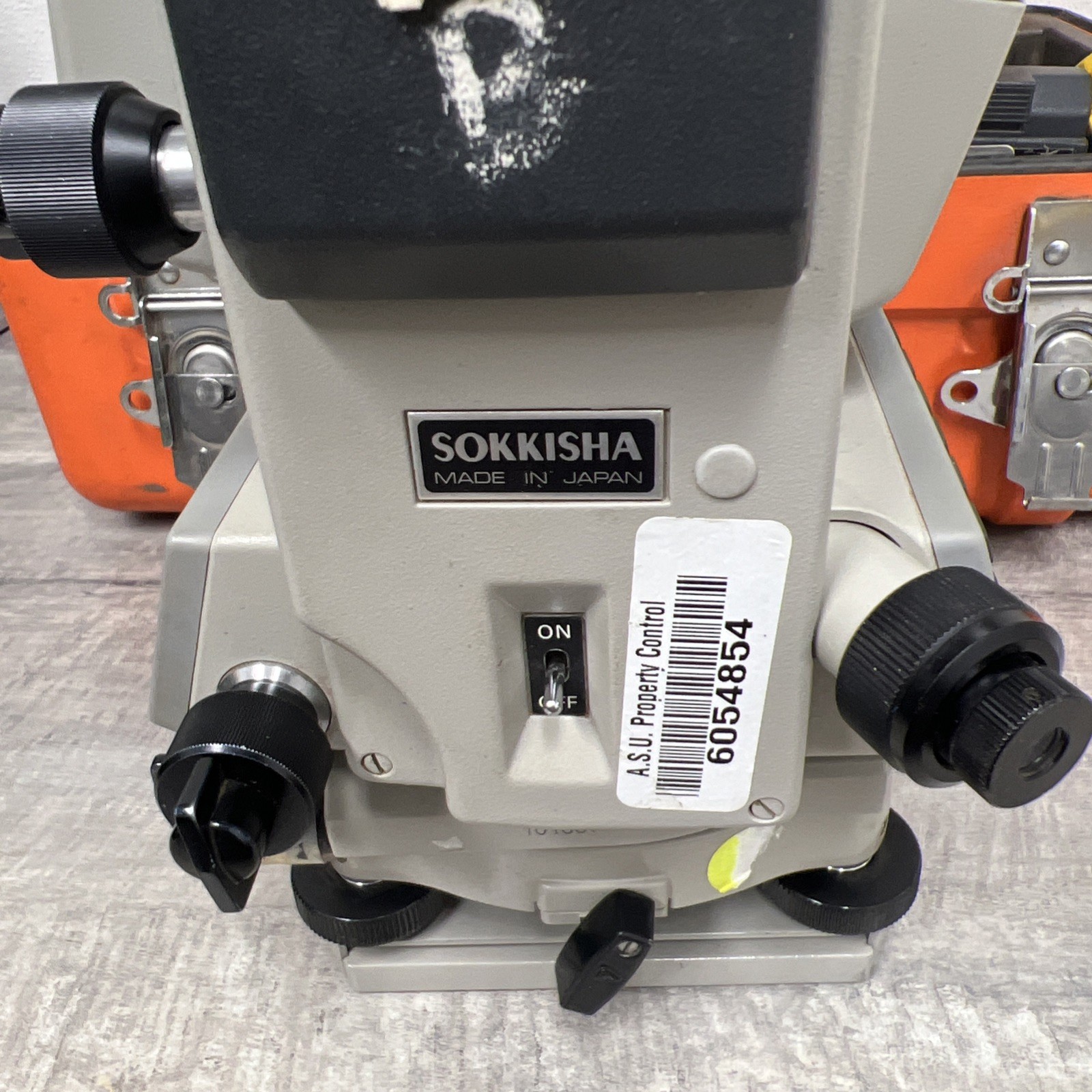 SOKKISHA LIETZ SET 4A SURVEY EQUIPMENT TOTAL STATION W/ BATTERIES AND CHARGER