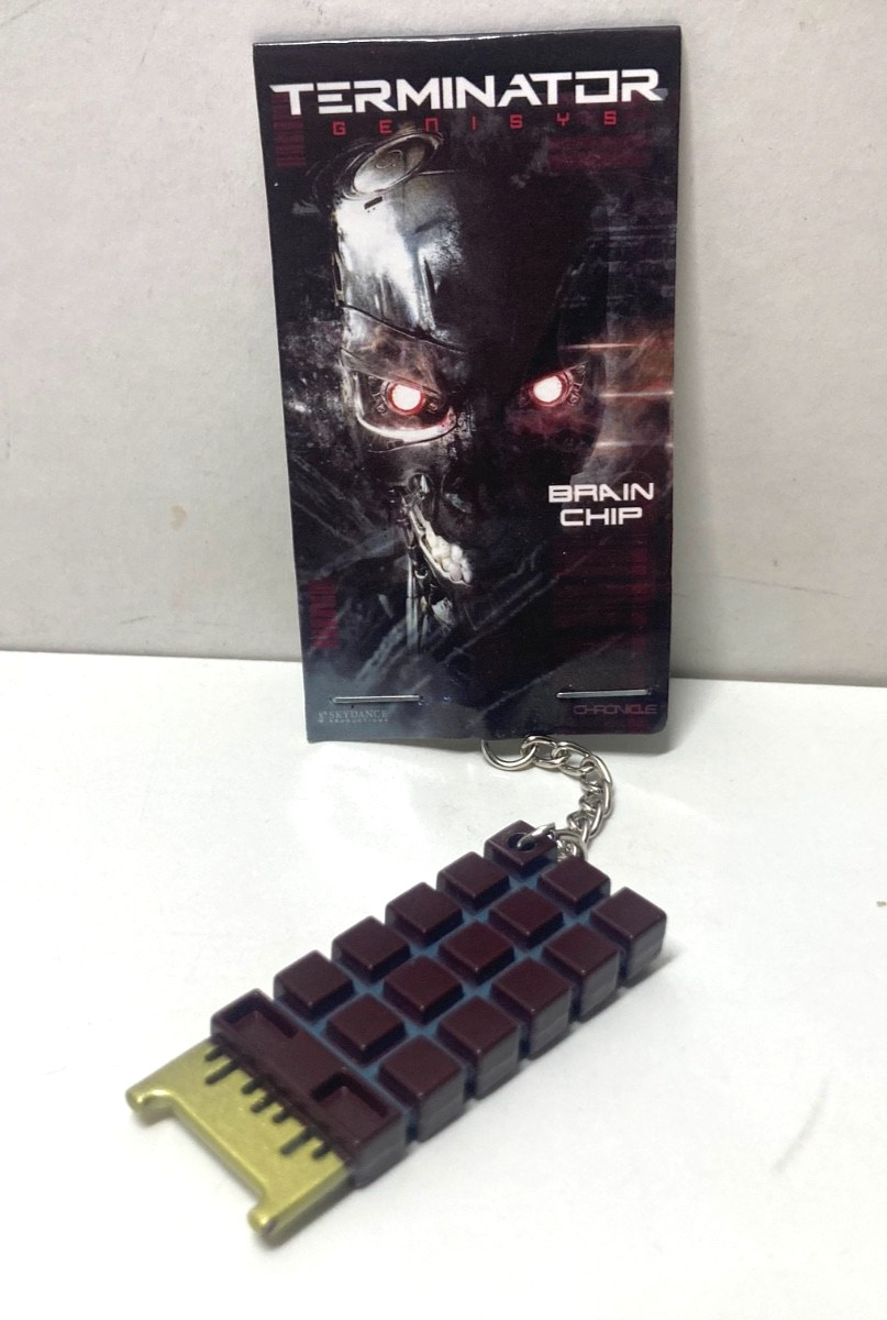 TERMINATOR Genisys BRAIN CHIP KEYCHAIN Chronicle Collectibles