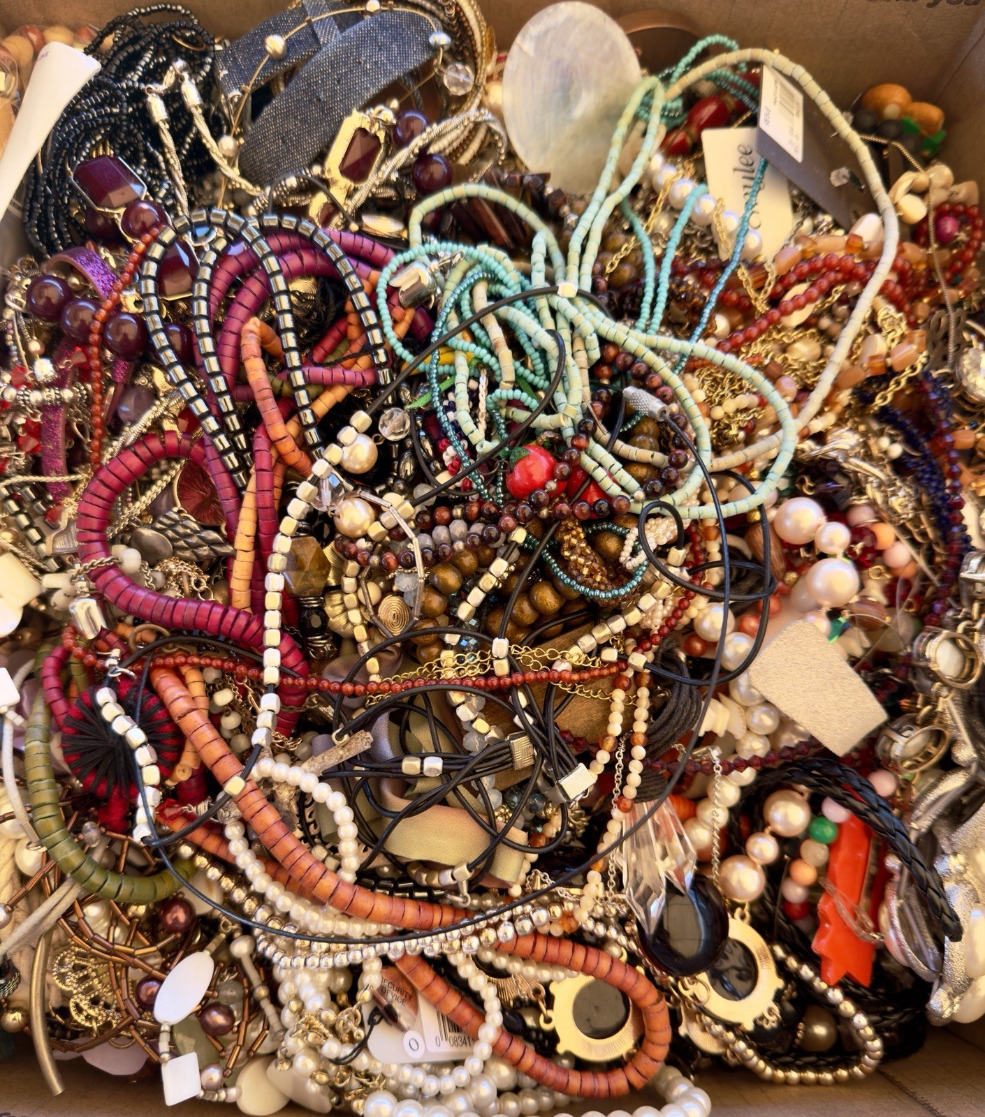 MIXED JEWELRY LOT CRAFT REPAIR, RESELL, REPURPOSE, VINTAGE TO NOW! 20 POUNDS