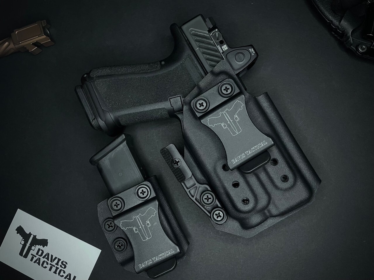 Davis Tactical IWB Light Bearing Kydex Holster For Glock 19//19X/23/32/45 TLR-7