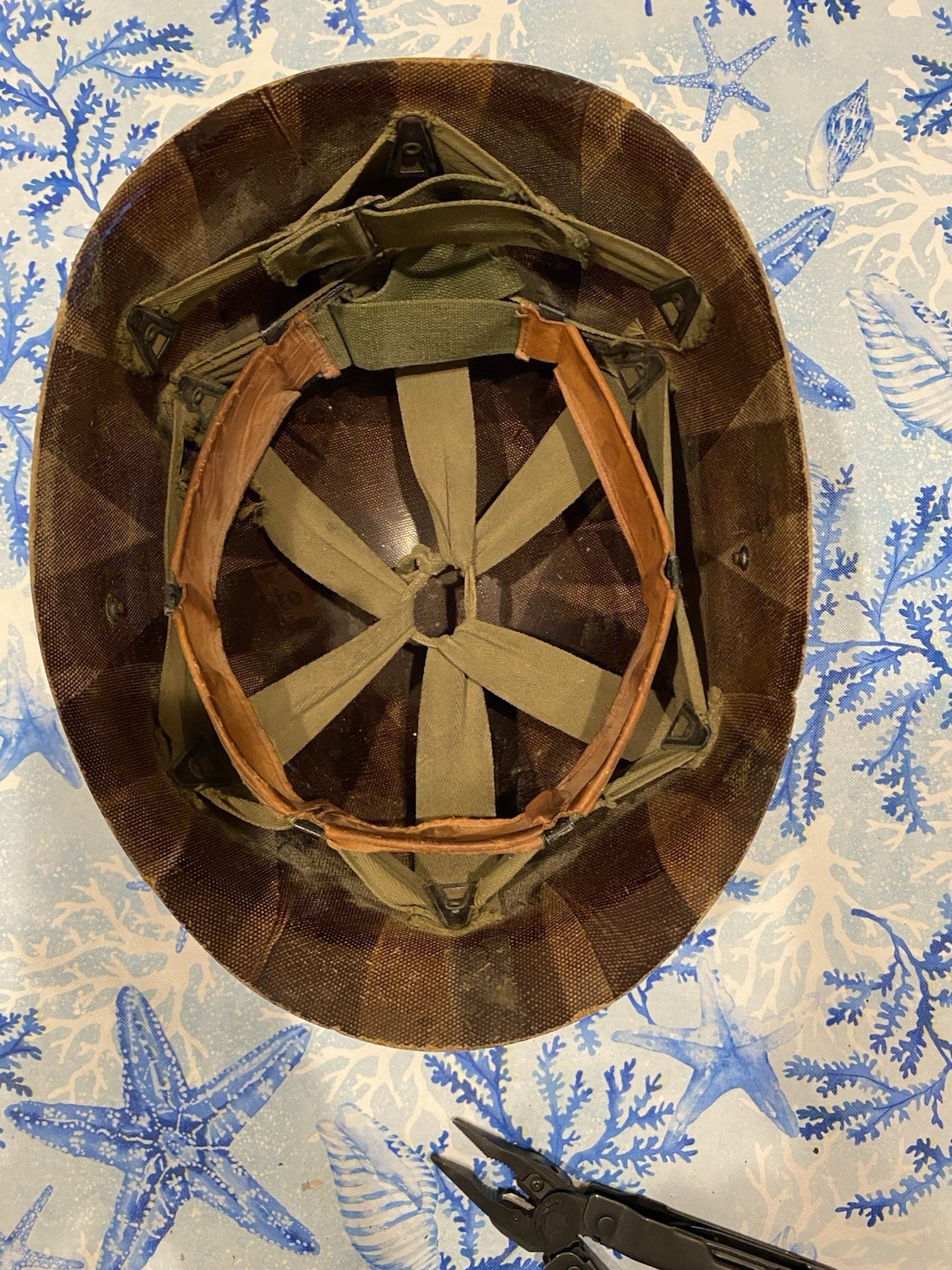 Vietnam Era M1 Helmet Liner Micarta 1952 W/ 1964 Sweatband