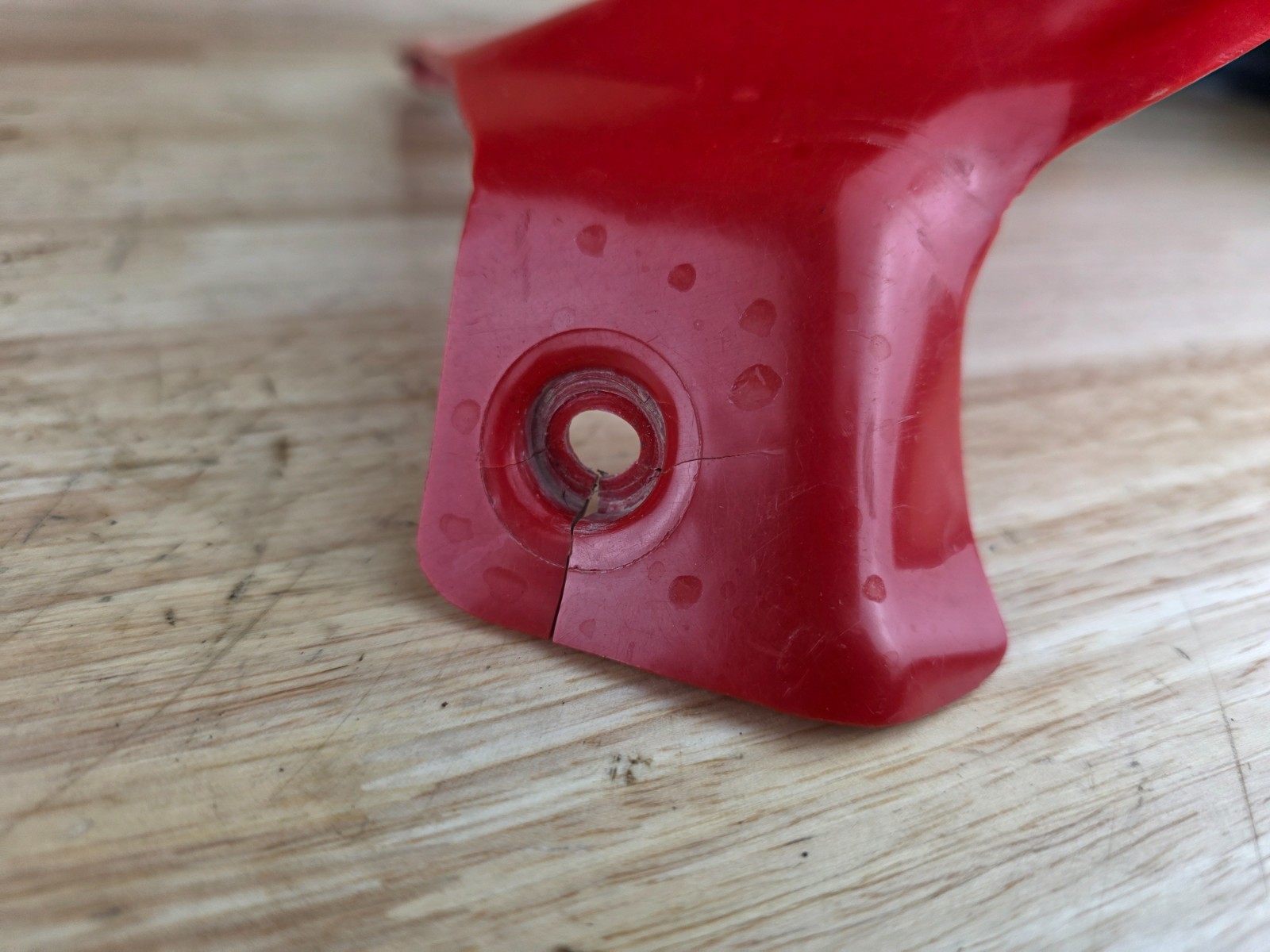 85 86 ATC250R HONDA OEM FUEL GAS TANK RADIATOR SHROUDS 1985 1986 ATC 250R