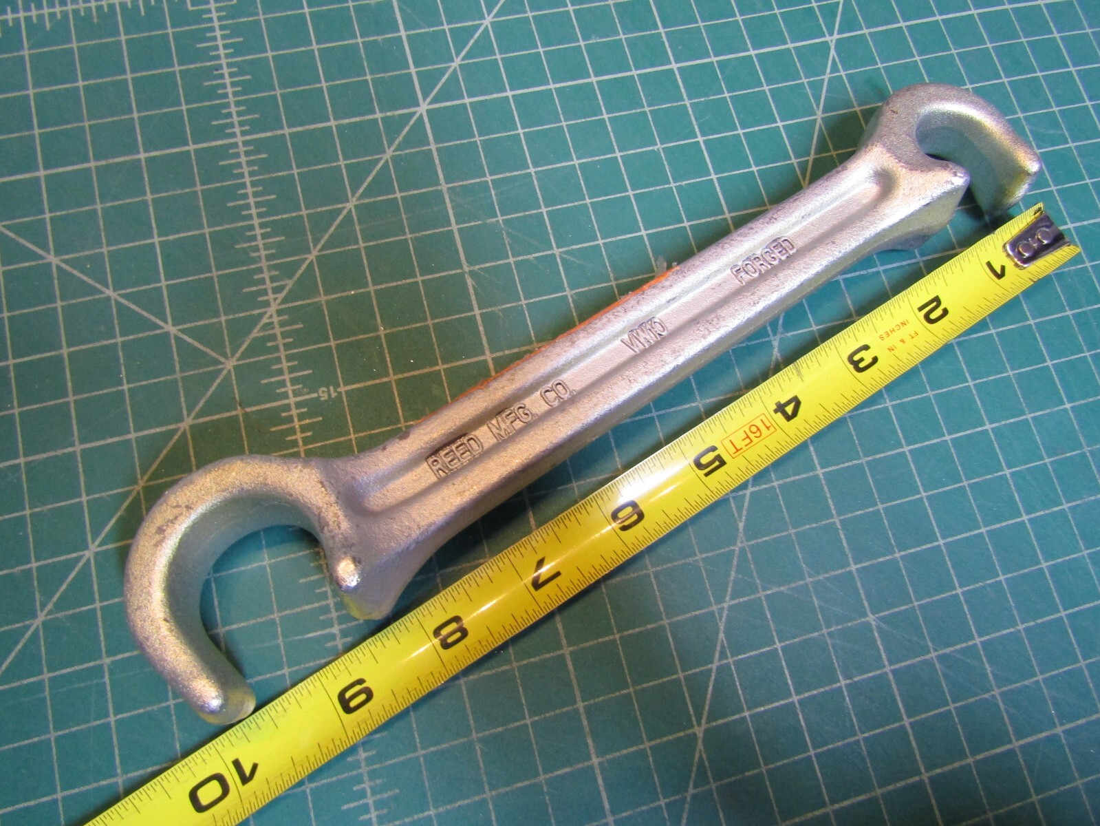 1 – New Reed Mfg VW10 Valve Wheel Wrench Double End NEW