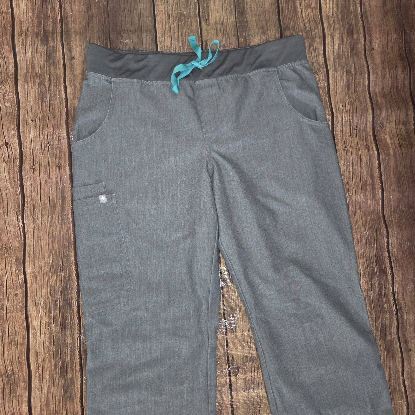 FIGS Kade Cargo Scrub Pants Womens MT Tall Graphite Gray FIONx Medical Work