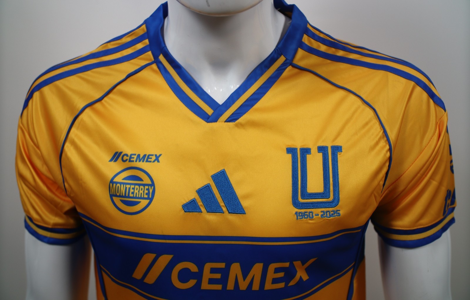 TIGRES UANL / LOCAL 25/26 (Talla Reducida) slim fit (LEER DESCRICION)