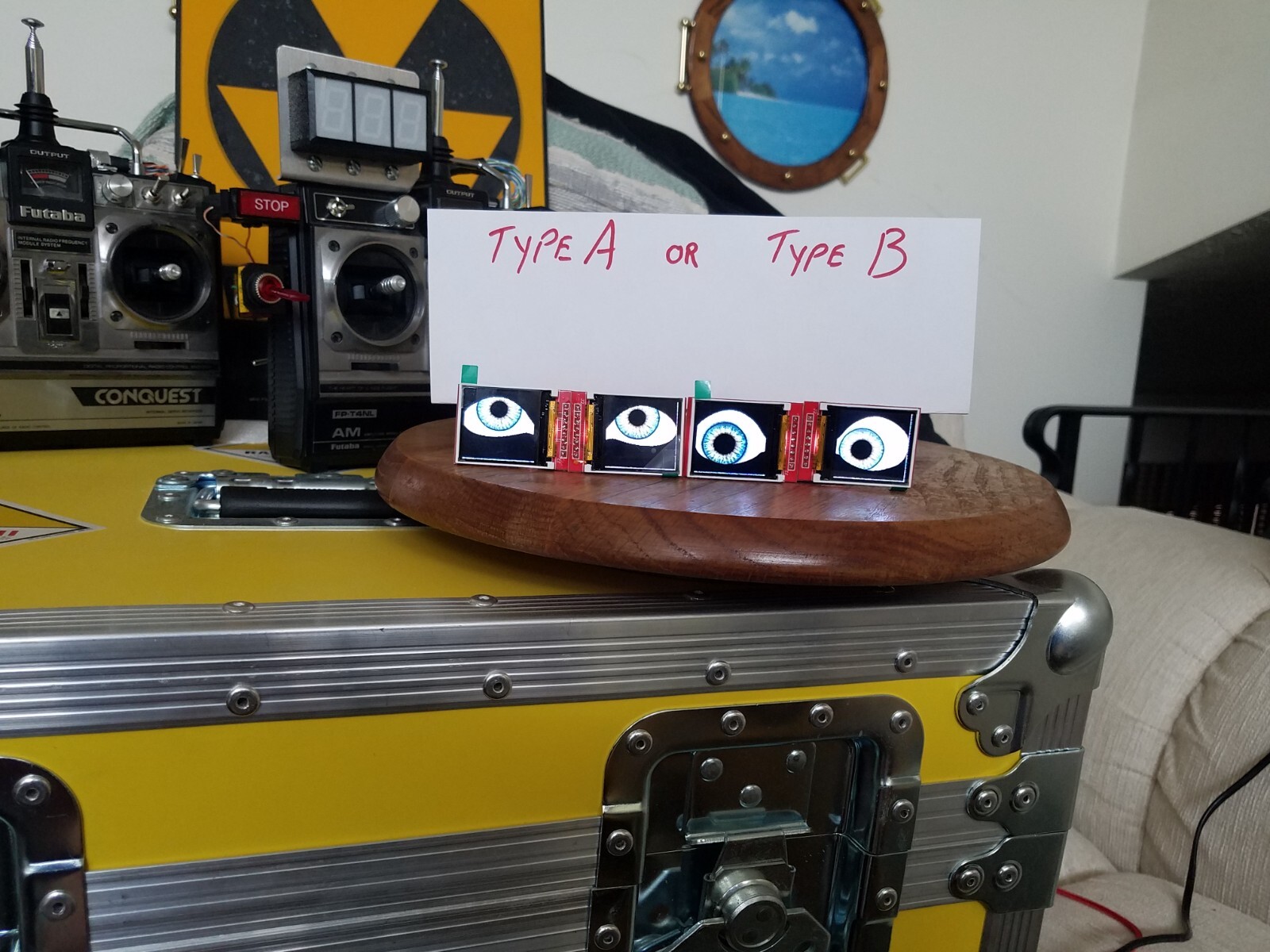 Animated eyes (1 pair) for Props ETC, based on Adafruit's Uncanny Eyes, ESP32