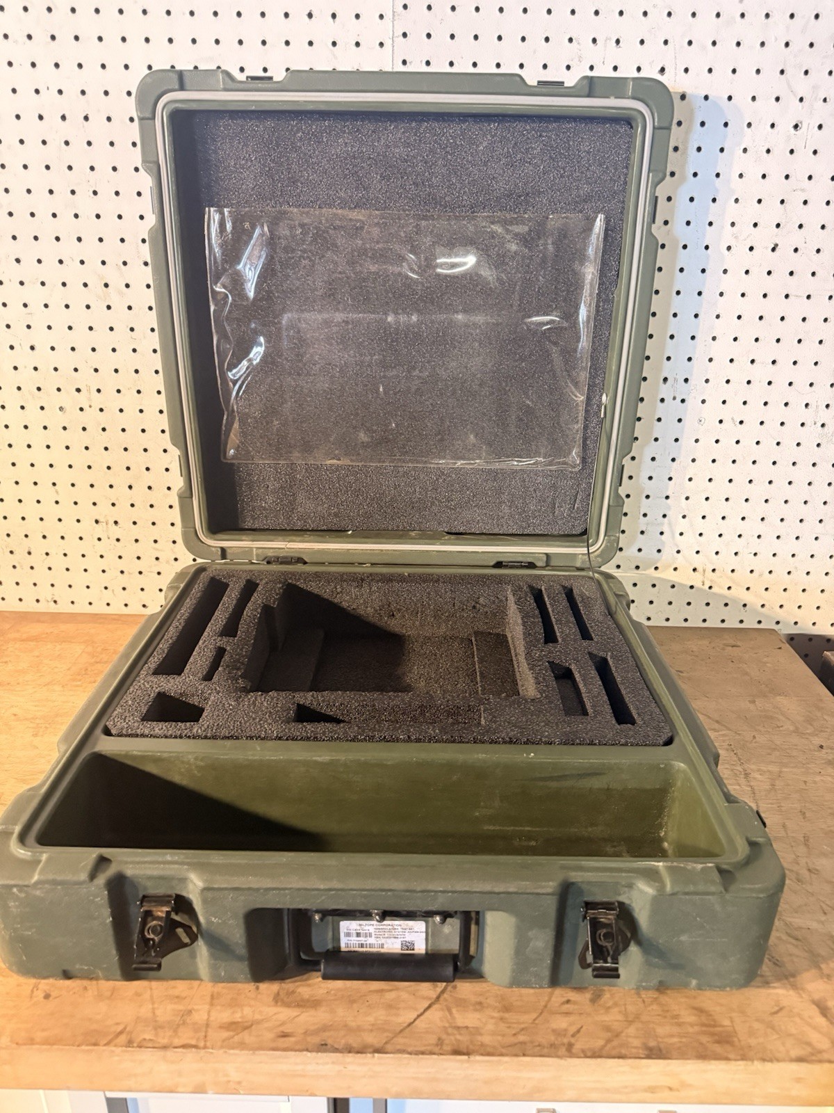 23X21.5X7" Green Military Waterproof Storage Container Hardigg Read Below