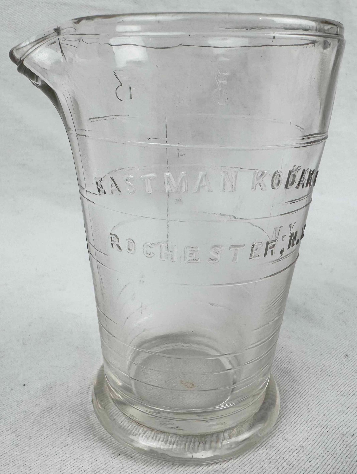 Eastman Kodak glass beaker 4oz - Rochester, N.Y.