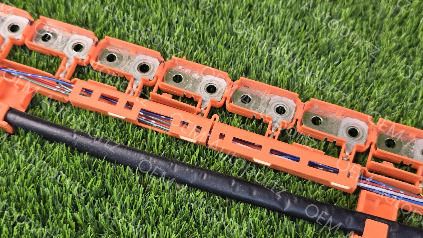 toyota Prius Hybrid 2004-2009 Battery Voltage Sensor with harness 89890-47092