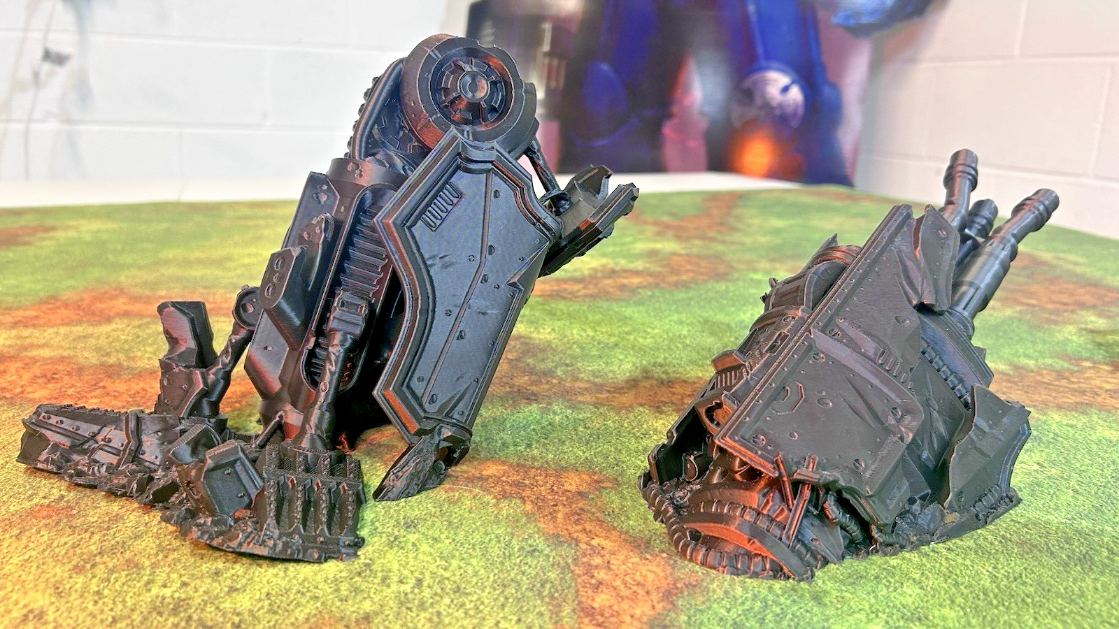 Tabletop Terrain - Fallen Titan - Perfect for Warhammer 40K/Kill Team: 7 pcs