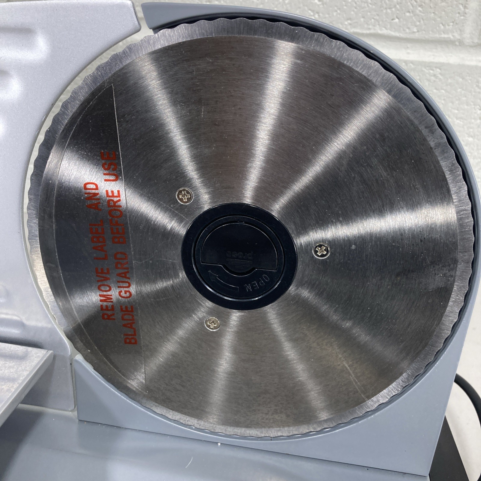 Waring Pro Food Deli Slicer - Model FS150, 7" blade - Stainless Steel