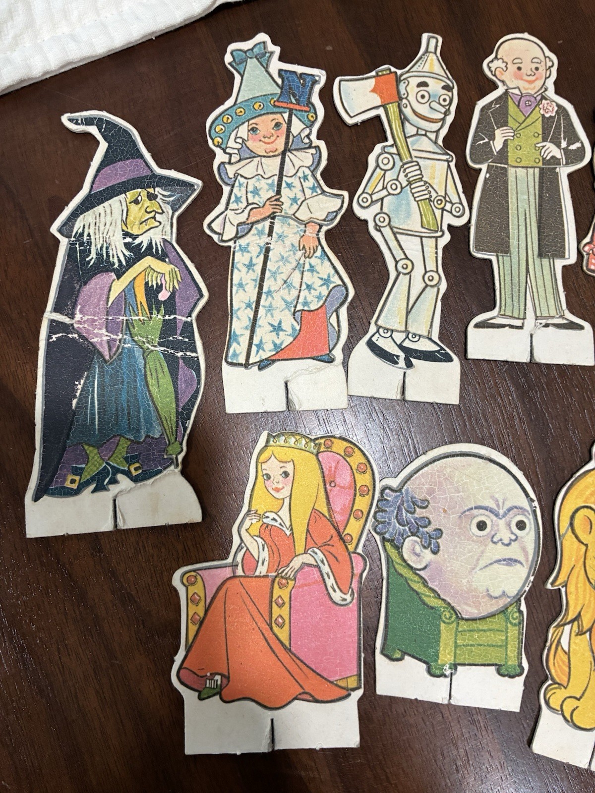 Rare 1960s Wizard of Oz Die Cut Figures Dorothy Glinda Witch Lion Oz Tinman Toto