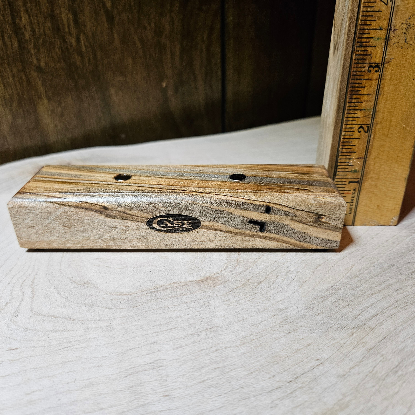 Case Knives Display Stand - Ambrosia Maple
