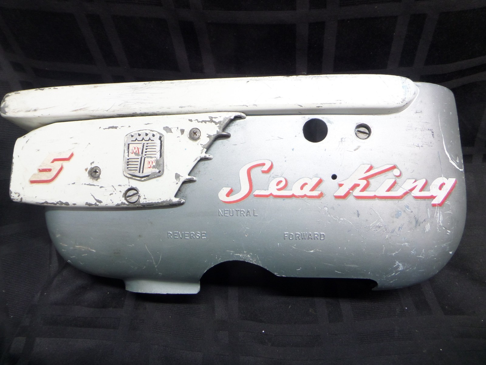 1956 GALE SEA KING GG9002B 5HP LOWER COWLING 552714 552715 COVER OUTBOARD MOTOR