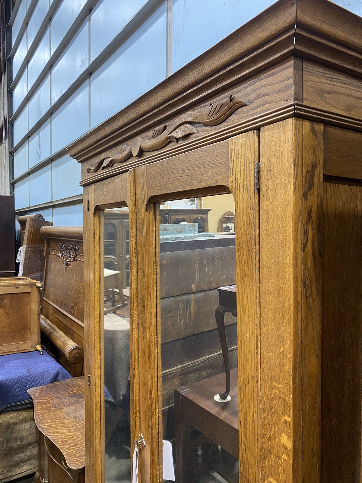 65564 Antique Victorian Oak 2 Door Wardrobe Cabinet