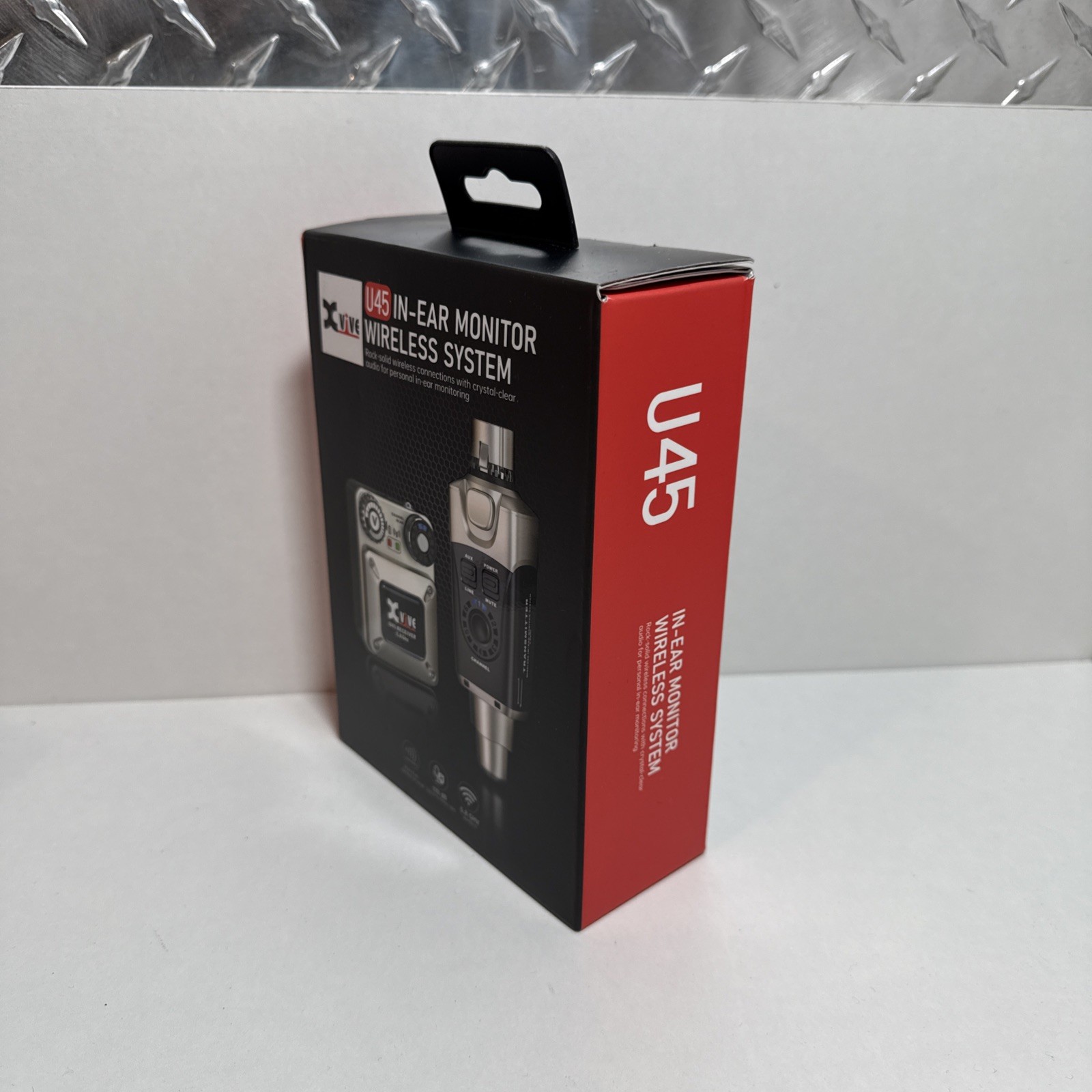 Xvive U45 In-Ear Monitor Wireless System with Transmitter & Receiver - NEW!