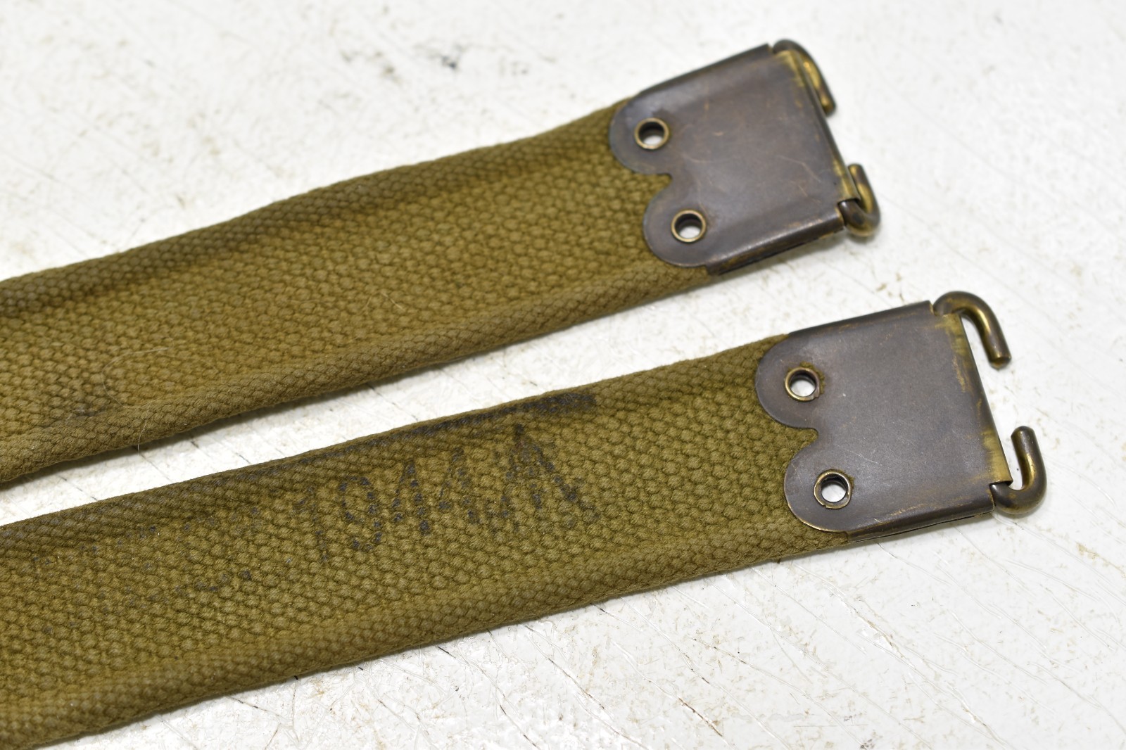 Lee Enfield WWII era 52" MKII Rifle Sling Canvas Green marked 1944