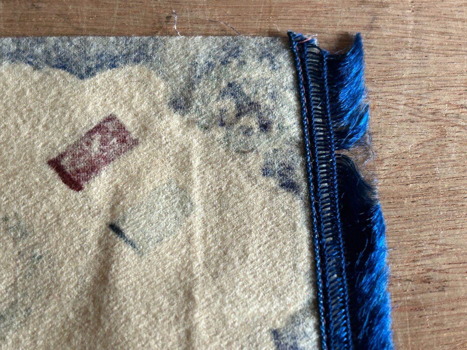 France Tobacco Cigar Felt Battle Axe Crossed Flags R.F. Early 1900s 4.75x7.25