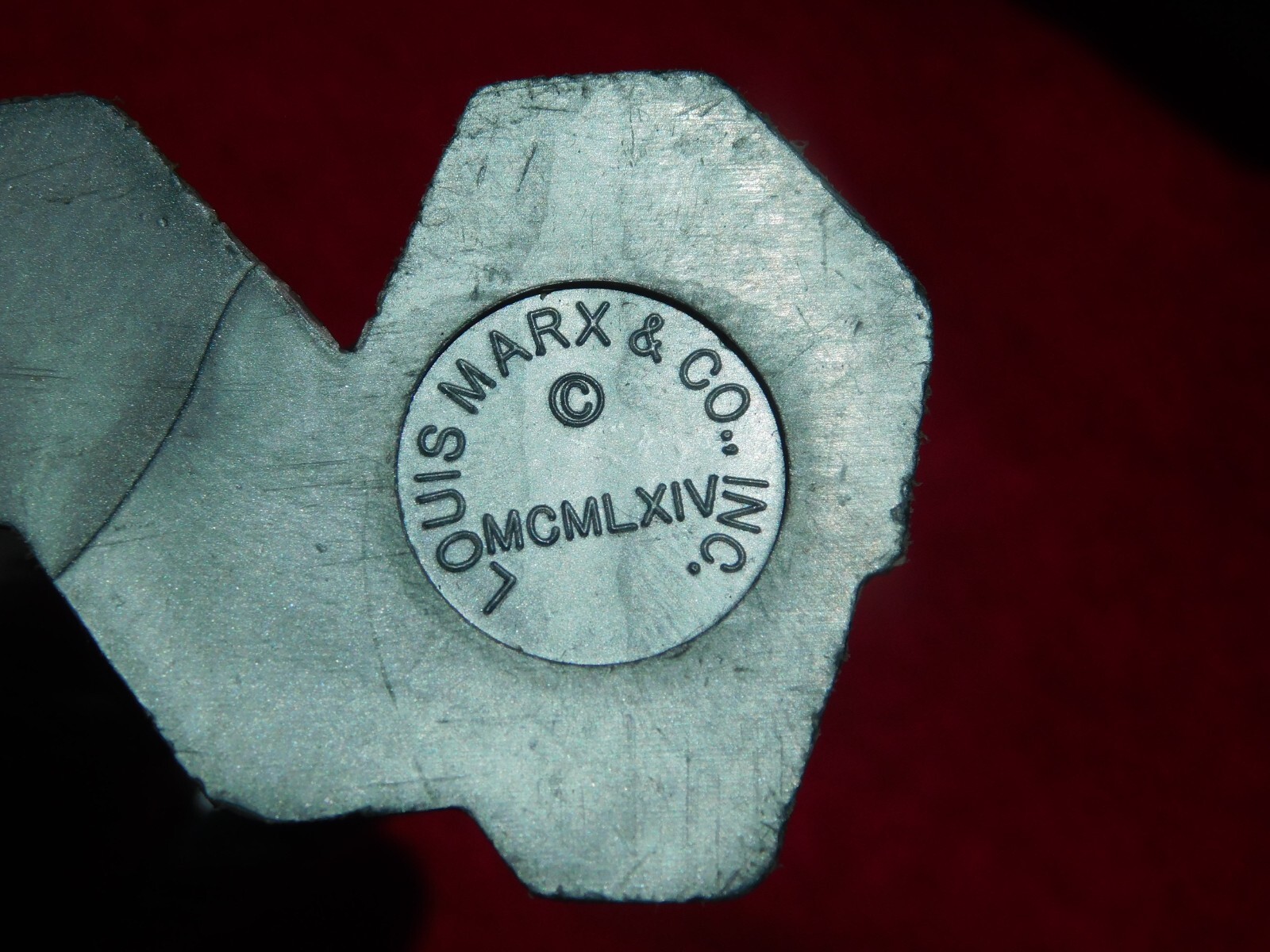 VINTAGE 1964 TOY 4 MARX 6" HIGH PLASTIC BATTLE GEAR SILVER KNIGHTS