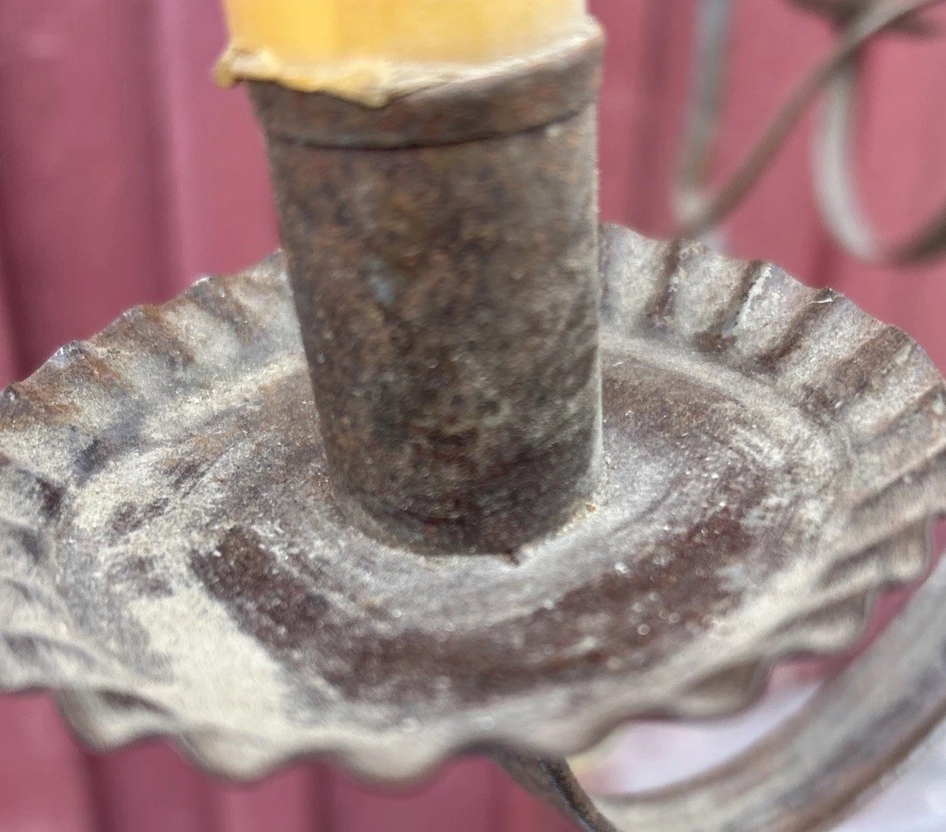 ANTIQUE HAND FORGED EARLY AMERICAN COLONIAL STYLE 6 ARM TIN CHANDELIER