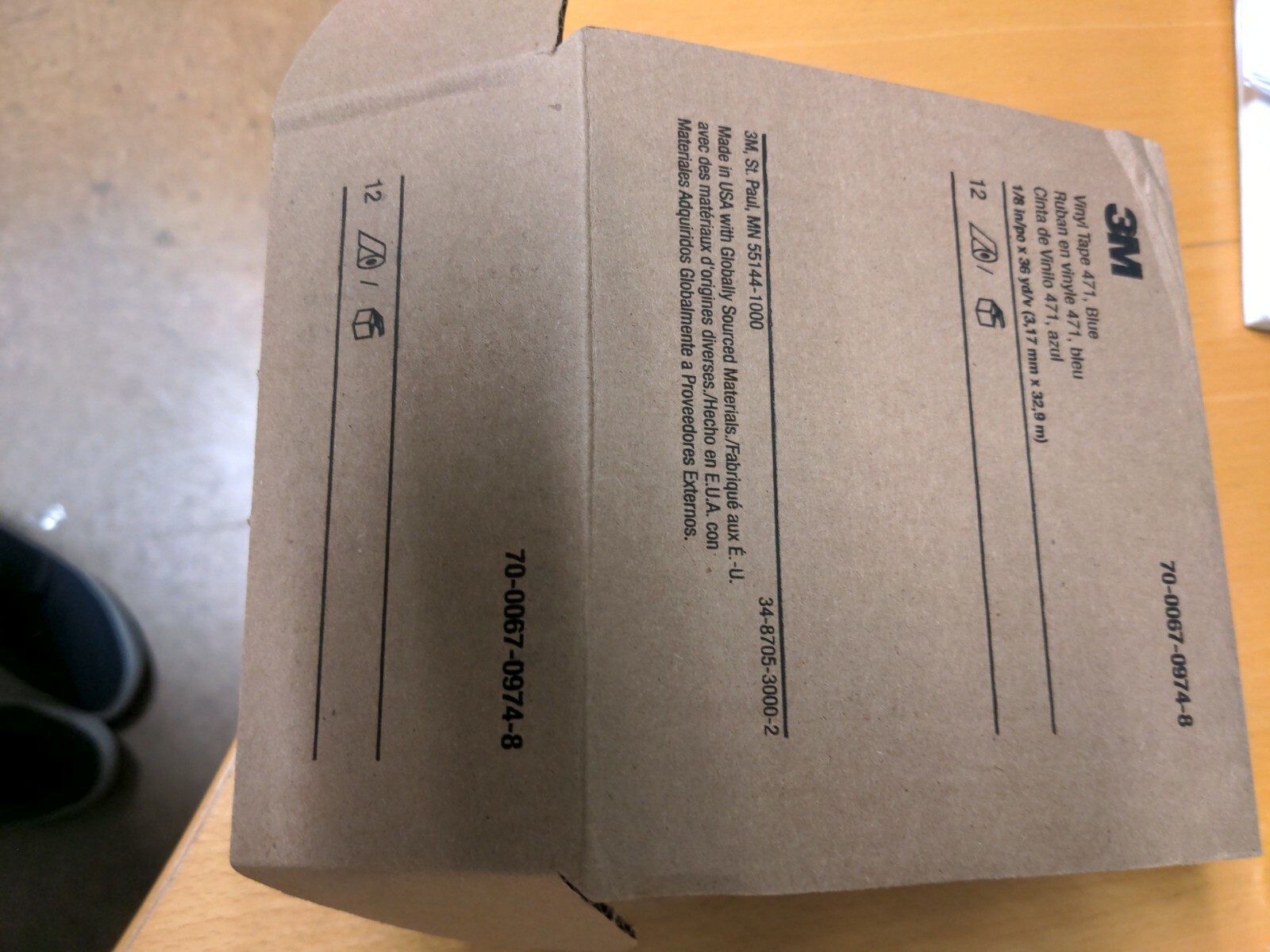 3M 06408 Blue Fine Line Vinyl Tape 471, 1/8" x 36 yds One Roll