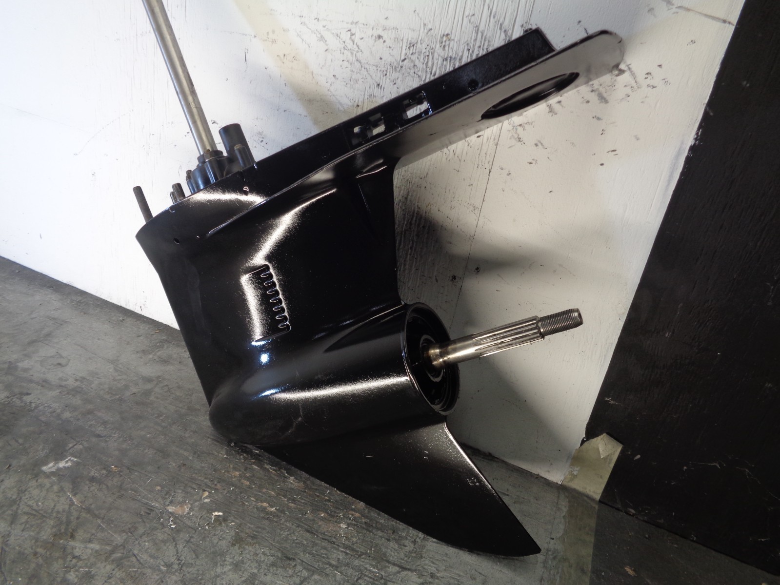 USED 135/150/175/200 hp 20" MERCURY OUTBOARD LOWER UNIT-2.0-2.4-2.5-gearcase