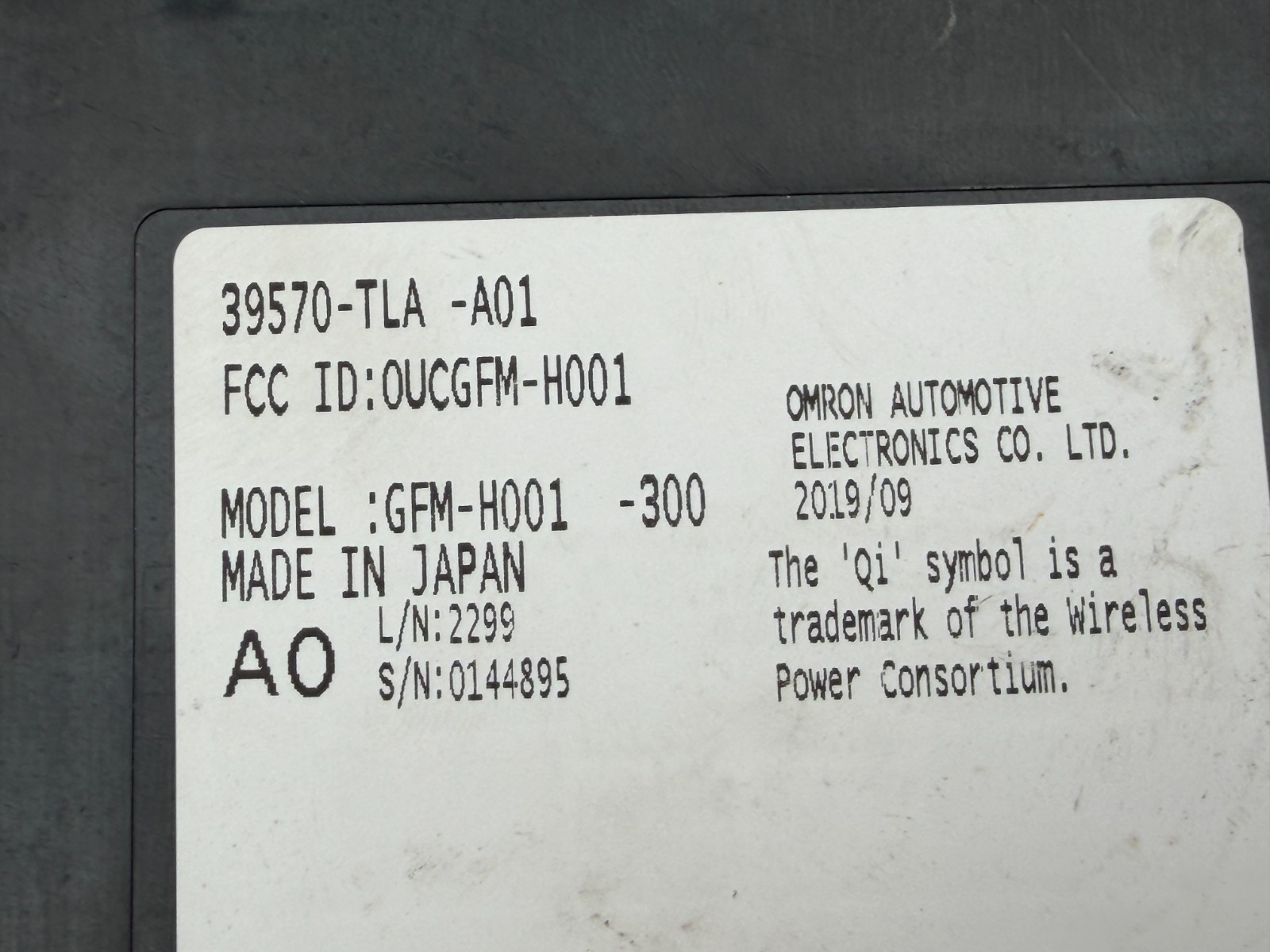 2020-2022 Honda CR-V Touring Wireless Charger Unit Module 39570TLAA01 OEM