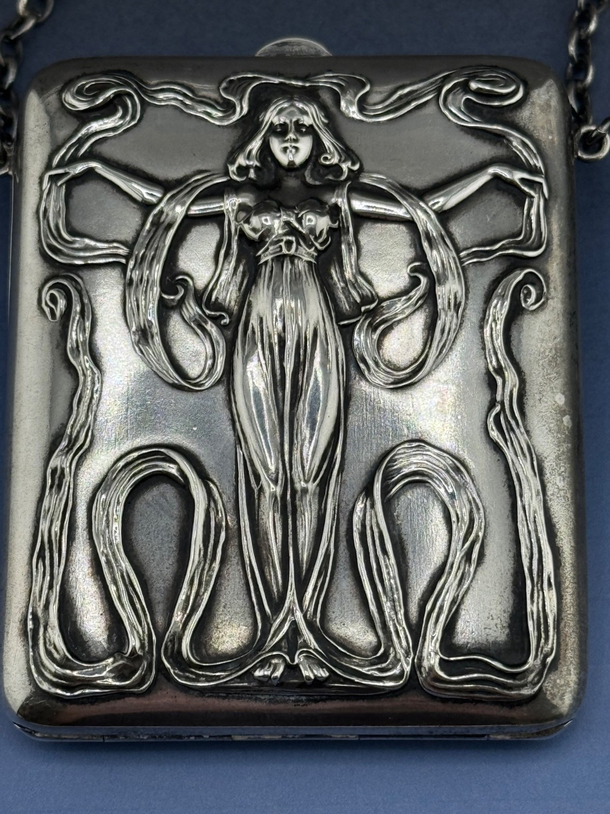 Sterling Silver Purse Art Nouveau Woman with Flowing Dress by Blackington 109 gr
