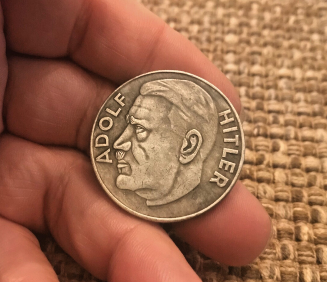 1933 GERMAN FUHRER SERVICE TO FATHERLAND COMMEMORATIVE COIN