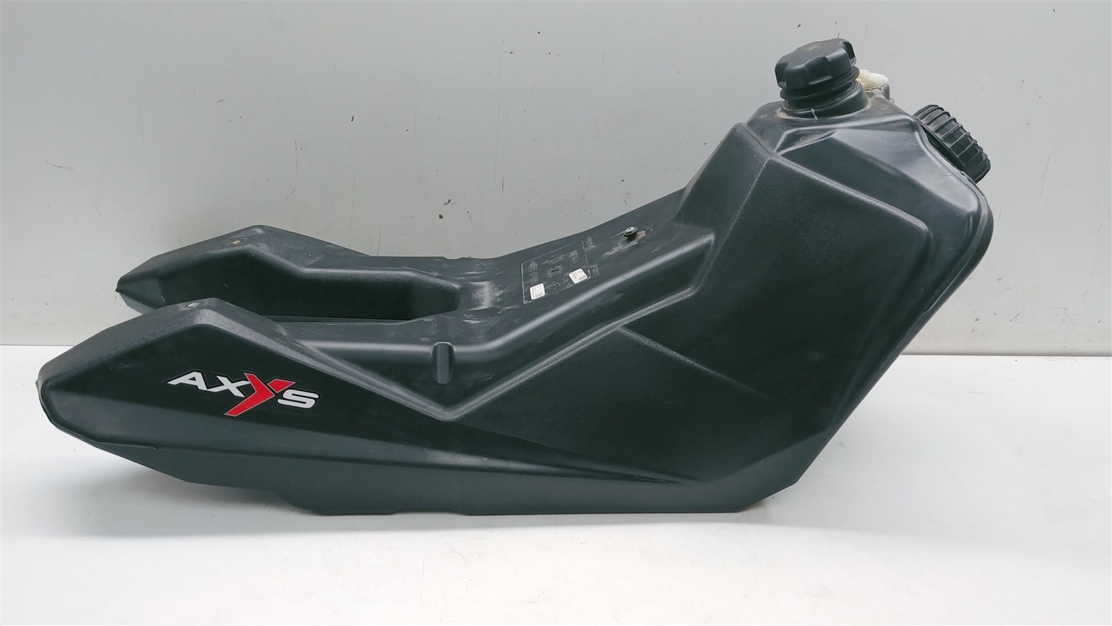 2015 Polaris 800 Switchback Pro S #2 AXYS Gas Tank Fuel Molded Tank 2521341