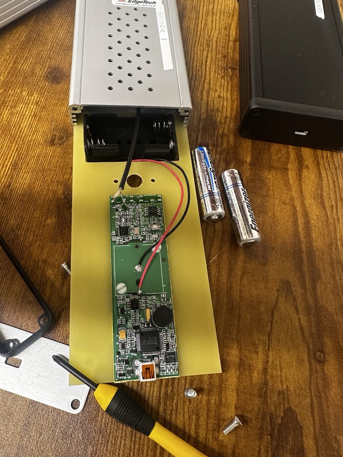 EDGETECH MODEL: 200T Dew Point Hydrometers There’s 7, Please See Pictures Thanks