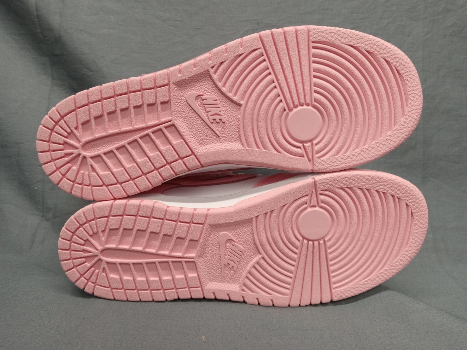 Nike Dunk Low (PSE) Sneakers White Soft Pink Girls Size 3Y NEW NO BOX!