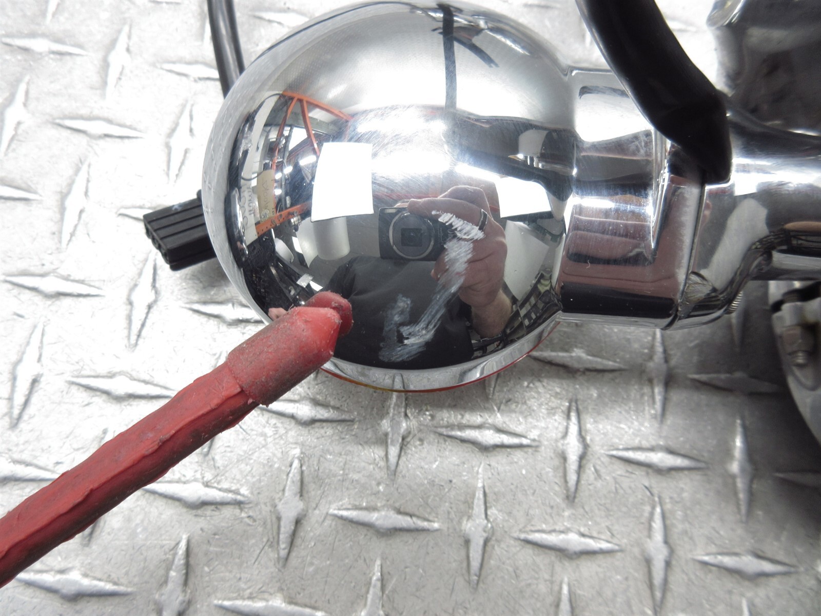 2011 Harley Electra Glide Classic FLHTC Front Fog Turn Signal Light Bar Bracket